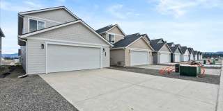 5-bedroom, 3-bedroom single family home! Gallery 40