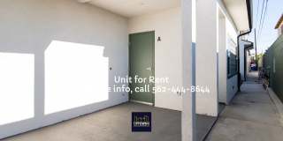 Townhome - 3 Bedrooms-2.0 Baths - Cudahy Gallery 17