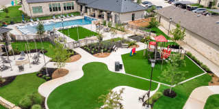 Hawthorne at Blanco Riverwalk Gallery 39