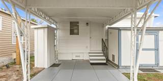 4851 W GANDY BOULEVARD Gallery 24