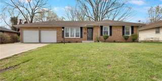 108 W Walnut Street Gallery 1