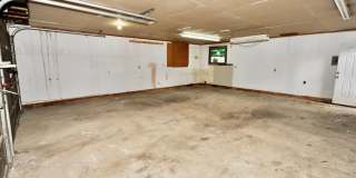 Central CDA rancher 2 bed 1 bath with 2 car detached shop Gallery 19