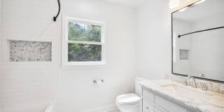 1249 Goodwin NE Gallery 19