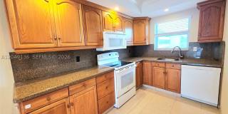 1400 NE 57th Ct Gallery 4