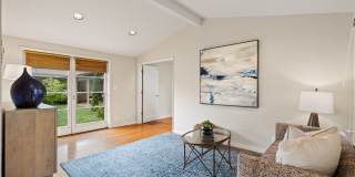 Iconic California Ranch Home by Architect Birge Clark in Leland Manor, Palo Alto Gallery 30