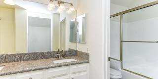Remodeled 3 Bed Penthouse Condo Gallery 8