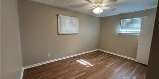 511 Dyches Drive Gallery 14