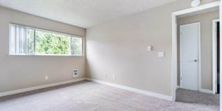 The Courtyard Apartment Homes Gallery 39