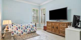 2540 Fairway Island Drive Gallery 21