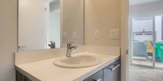 3 Bedroom townhome in Lakewood Gallery 27