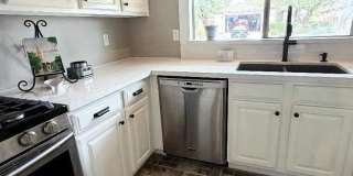 12767 W Lowden Road Gallery 7