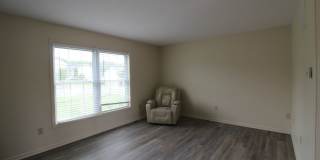 Available now! Home near downtown Gallery 8