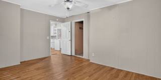 840 Ohio Street Gallery 11