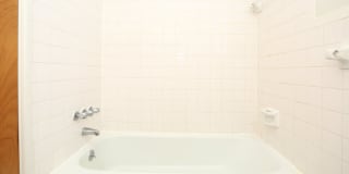 Willowcrest Apartments Gallery 15