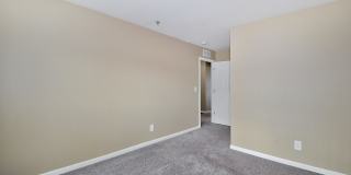 Woodcrest Apartments Gallery 8