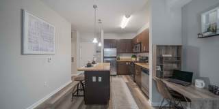 Harbor Pointe Gallery 104