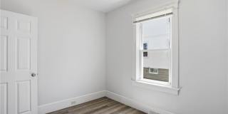 1009 Willett Avenue Gallery 21