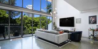 245 Michigan Ave Gallery 8