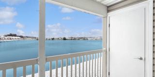 Luxurious Lakeside Living: Spacious 2-Bedroom Retreat starting at $1,339 - $1,424 Luxurious Lakeside Living: Spacious 2-Bedroom Retreat starting at $1,339 - $1,424 Gallery 6