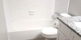 Waters Edge Apartments Gallery 21