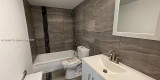 1400 NE 54th St Gallery 3