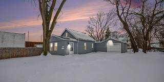 Bright, Clean 3 bed/1 bath- Move In Ready Gallery 4