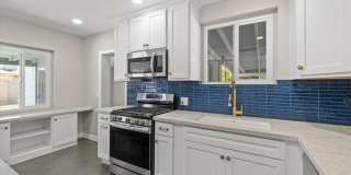4517 N 10TH Avenue Gallery 9