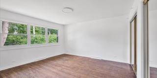 412 LAVERGNE Avenue Gallery 21