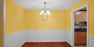 Charming 2BR Condo in Sandy Springs Gallery 18