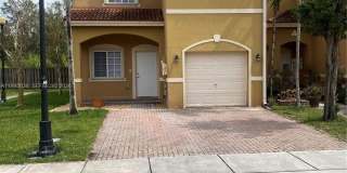 319 SE 20th Ter Gallery 1