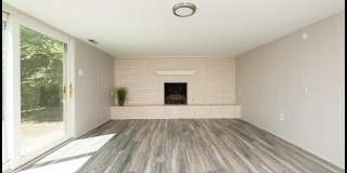4907 Arlington Drive Gallery 12
