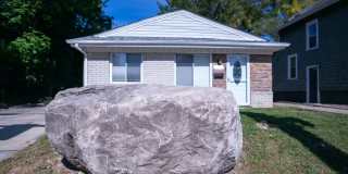 Fully Furnished Ranch Home in Birmingham, MI w/ All Utilities Included Gallery 3