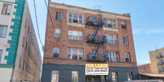 1812 W 5th Street Gallery 3