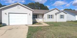 3 bedroom, 2 bath on a dead-end street Gallery 1