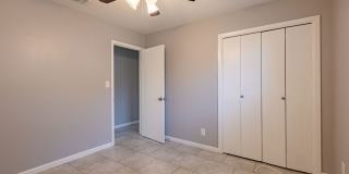 Beautiful 3 bedroom, 2 bathroom home in North Lamar!!! Gallery 12