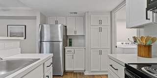 Lakeside Apartments Gallery 25