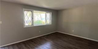 29 Ventura Boulevard Gallery 6