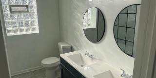 Charming 3BR Duplex in South Side Gallery 1