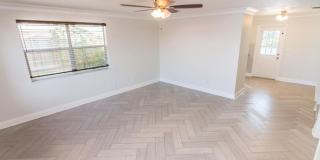 WONDEFUL BEACHSIDE POOL HOME - POOL CARE  LAWN CARE INCLUDED Gallery 1