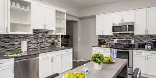 Park Heights by the Lake Apartments Gallery 4