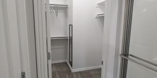 4360 West Wales Drive Gallery 26