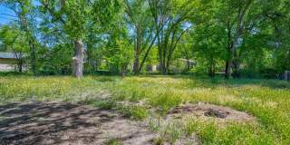 Huge Backyard Close to Downtown Prescott! Gallery 24