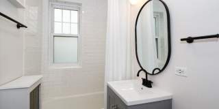 1445 W Elmdale Avenue Gallery 13