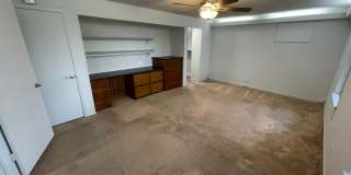 Unique 5BR/3B home in desirable Enchanted Forest on 1/4 acre Gallery 8