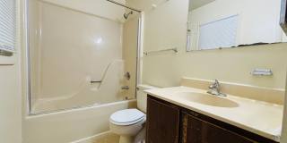 3 Bedroom 2.5 Bath Townhouse Gallery 11