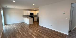 3Bd/2.5Ba Maple Valley Home Gallery 5