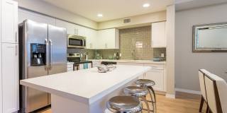 Solero at Plantation Gallery 1