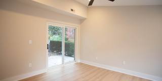 22 STONE MANOR Gallery 14