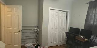 Large 4 Bedroom, 3 bathroom house near Downtown Gallery 23