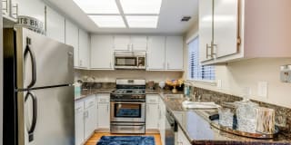 Woodstream Townhomes Gallery 11